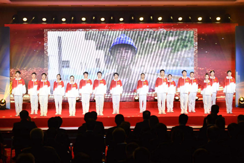 1705886306801025963.jpg 1705884283418085423.jpg