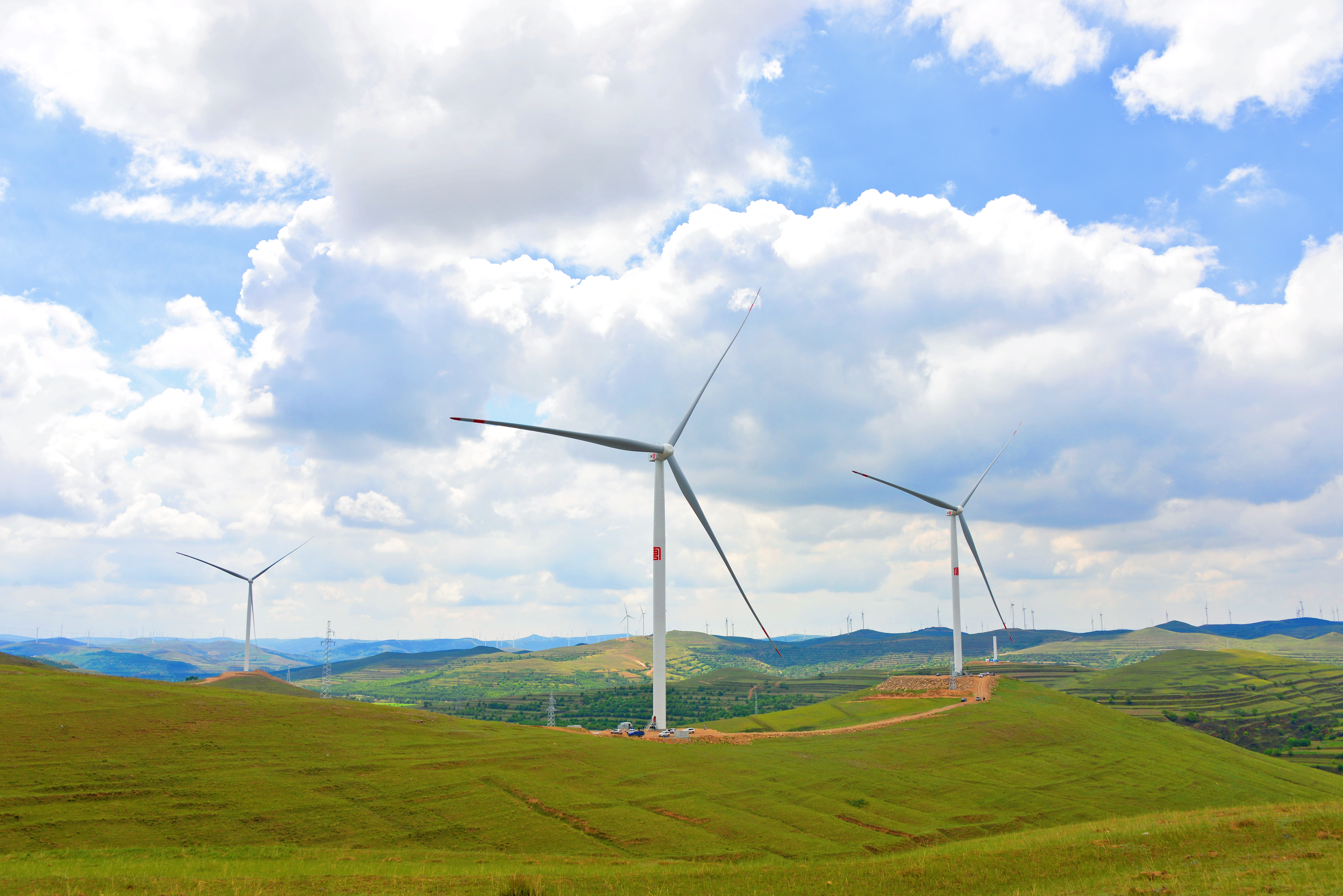 山西新能源公司 平魯白玉山風(fēng)電場.jpg